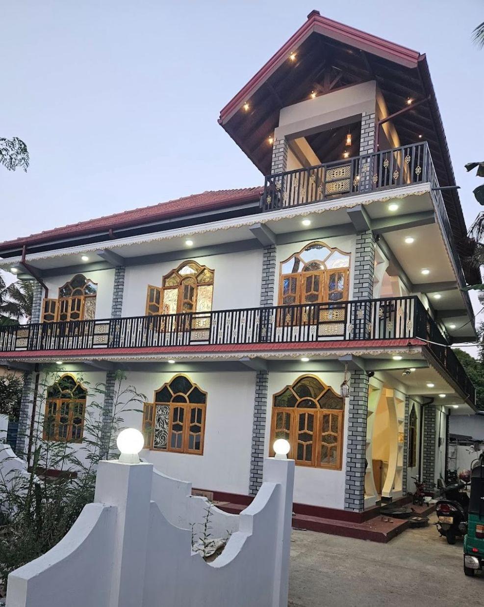 J & J Homestay Jaffna Esterno foto